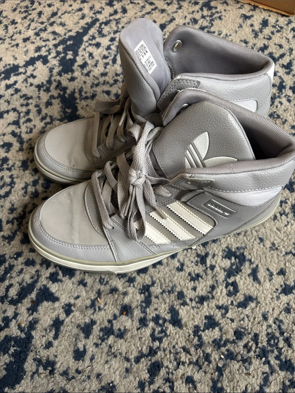 adidas Women's Light Gray High-Topu Sneakers with White Stripes Size 6.5